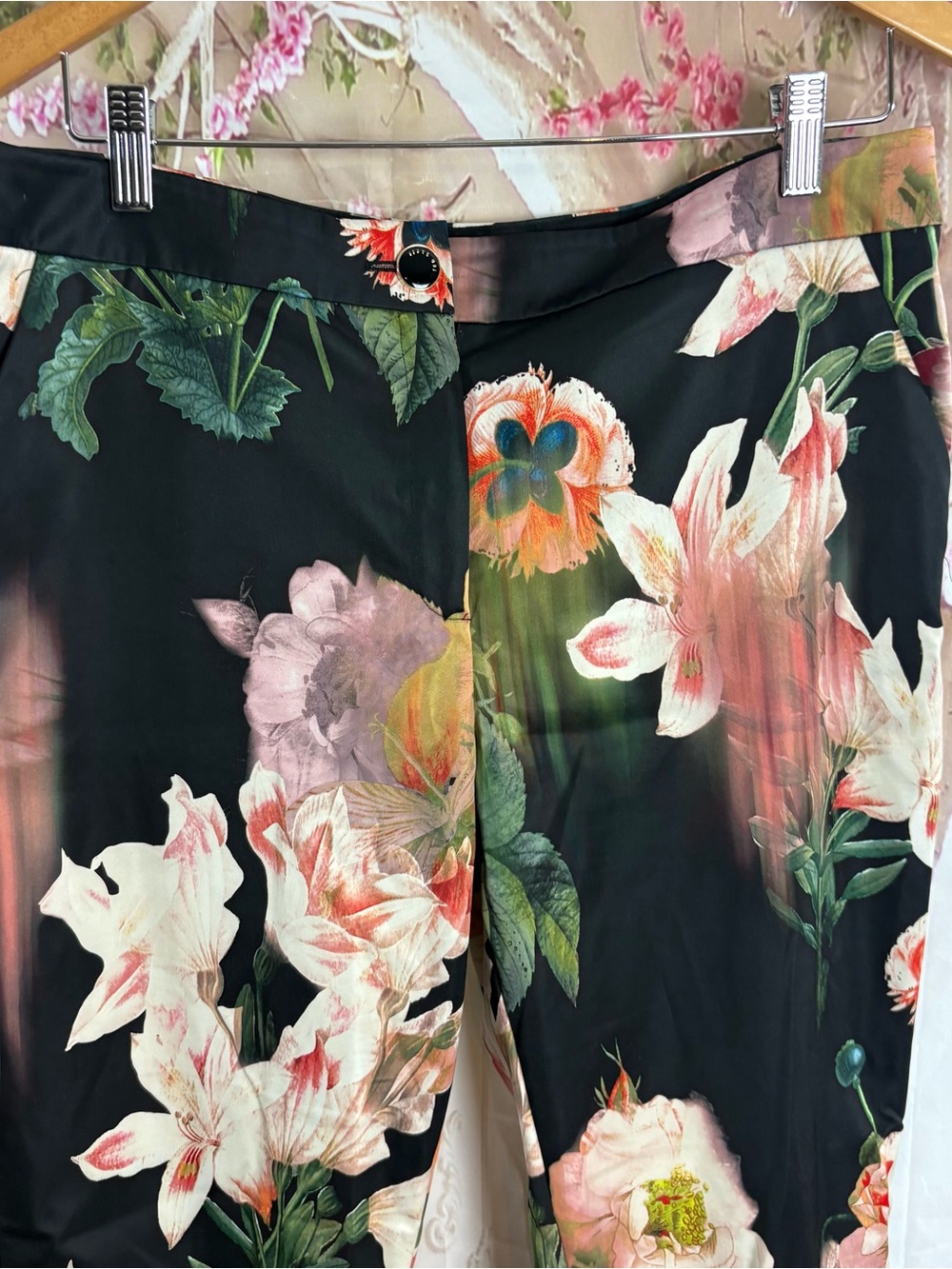 Ted Baker London Aasha Opulent Bloom floral satin trousers - Picture 3 of 9
